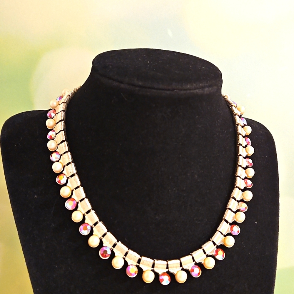 Vintage red Aurora borealis rhinestones faux pearl gold tone necklace
